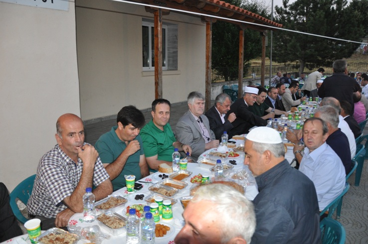 mehrikoz iftar (9).JPG